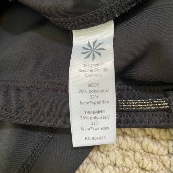 ✨HP✨Athleta Asymmetrical Mesh Sonar Leggings - Picture 11 of 12